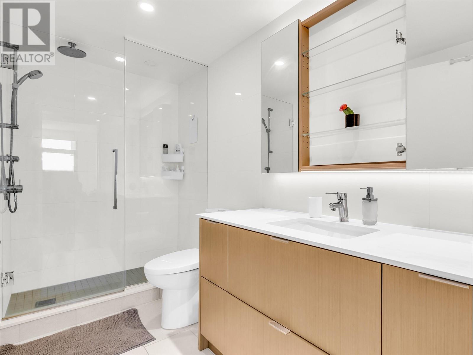 Listing Picture 19 of 32 : 606 210 E 5TH AVENUE, Vancouver / 溫哥華 - 魯藝地產 Yvonne Lu Group - MLS Medallion Club Member