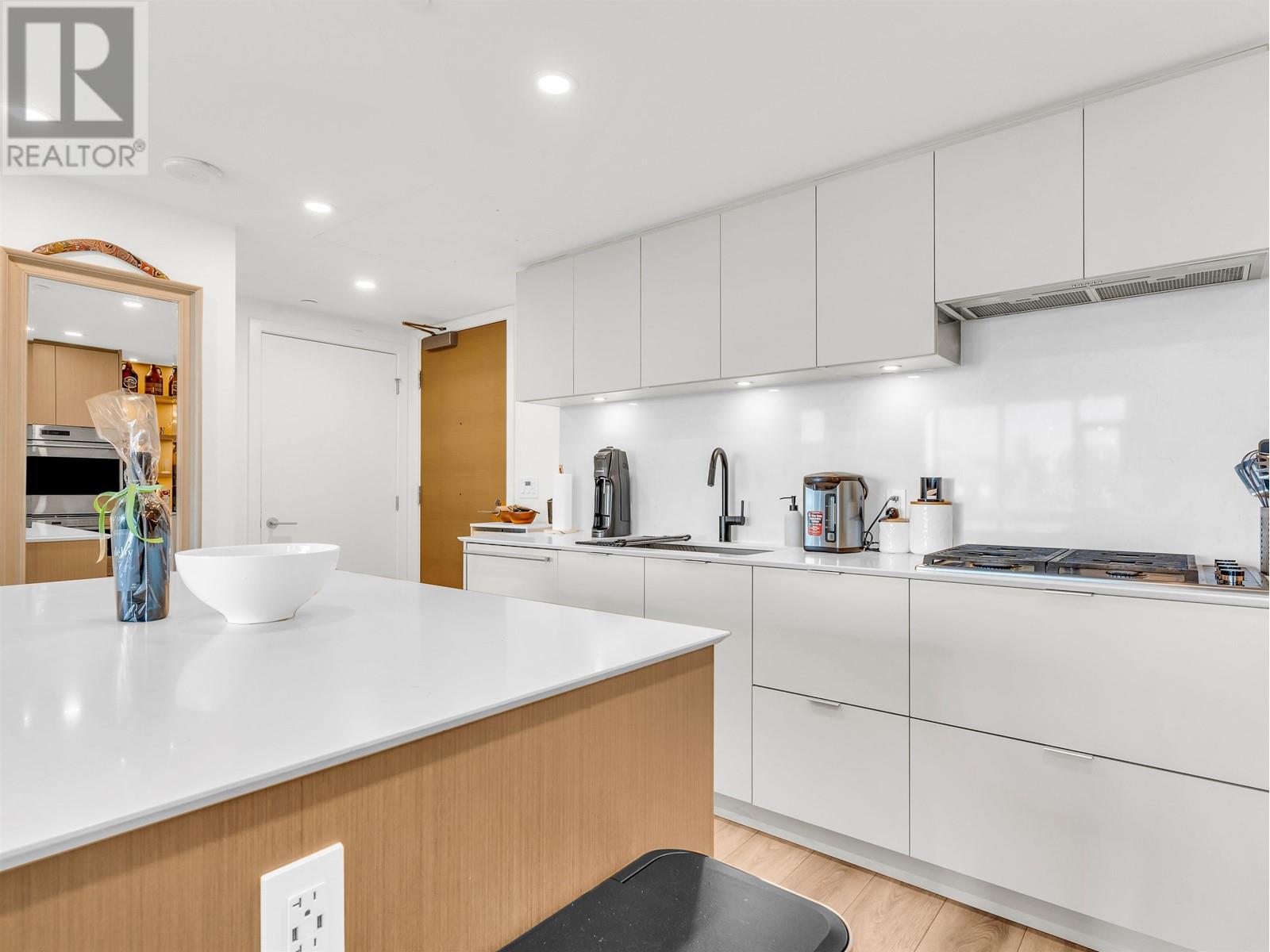 Listing Picture 20 of 32 : 606 210 E 5TH AVENUE, Vancouver / 溫哥華 - 魯藝地產 Yvonne Lu Group - MLS Medallion Club Member