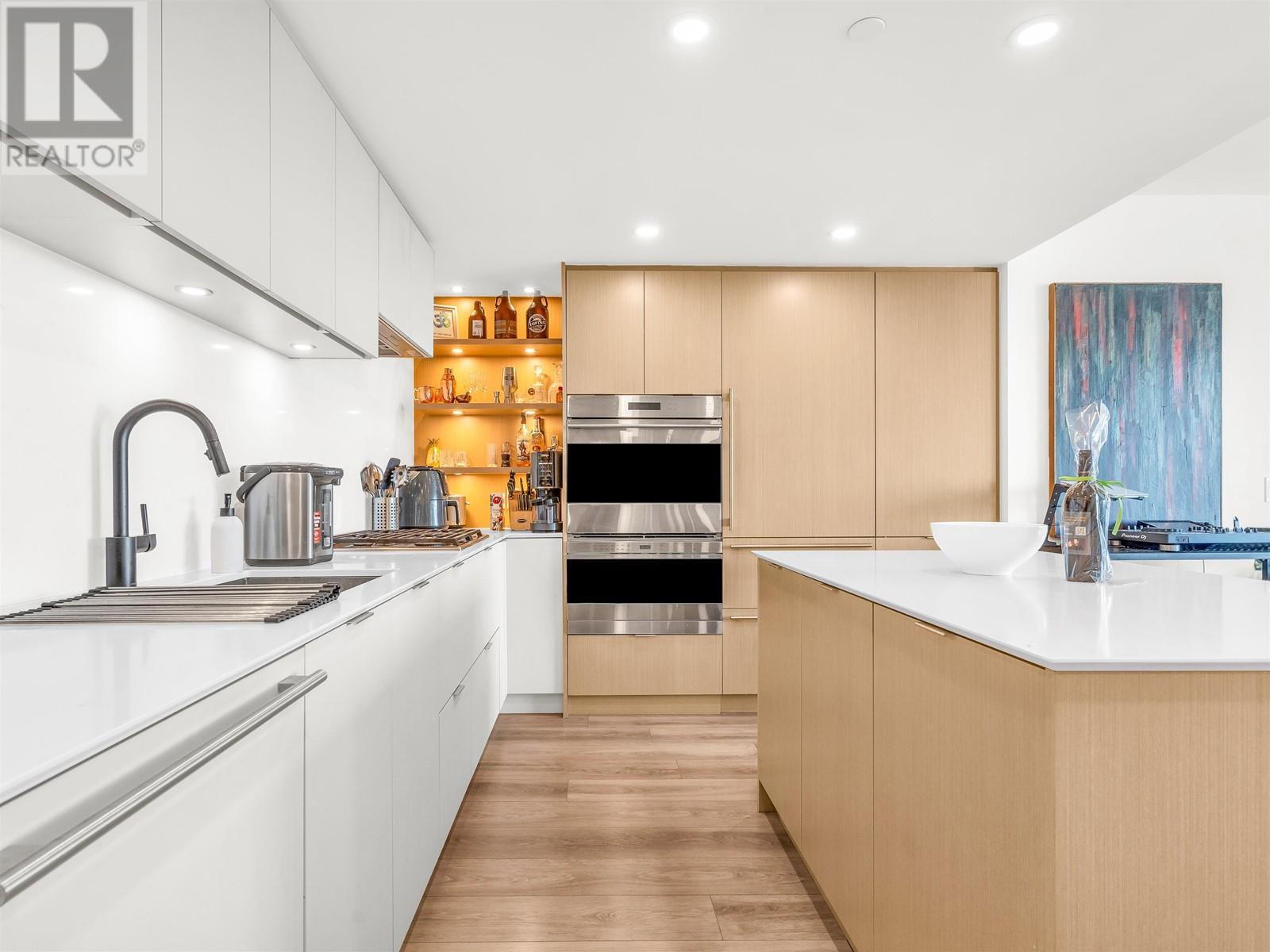 Listing Picture 8 of 32 : 606 210 E 5TH AVENUE, Vancouver / 溫哥華 - 魯藝地產 Yvonne Lu Group - MLS Medallion Club Member