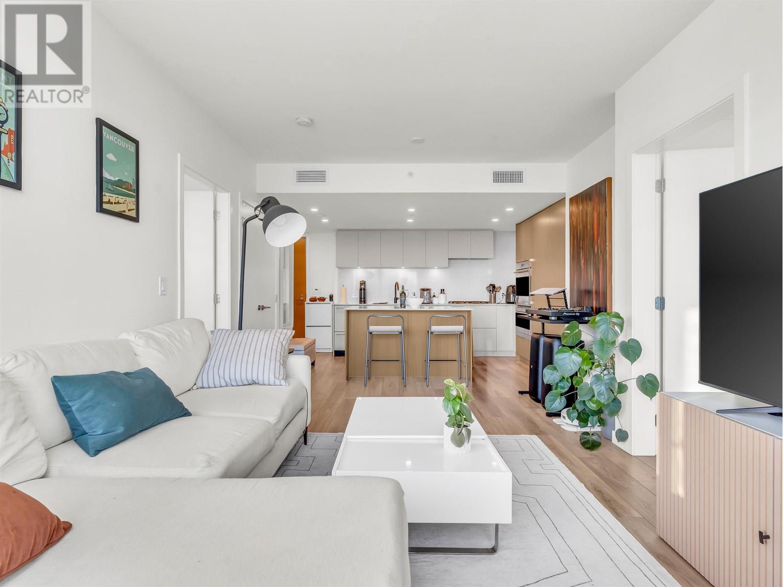 606 210 E 5TH AVENUE, Vancouver