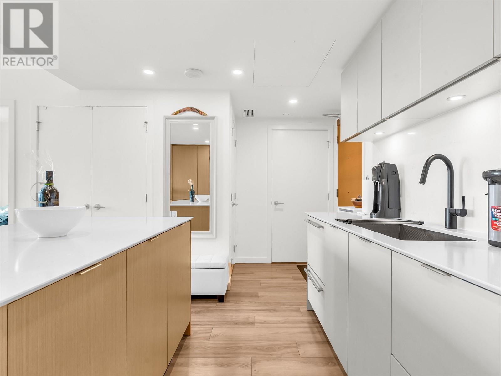 Listing Picture 9 of 32 : 606 210 E 5TH AVENUE, Vancouver / 溫哥華 - 魯藝地產 Yvonne Lu Group - MLS Medallion Club Member