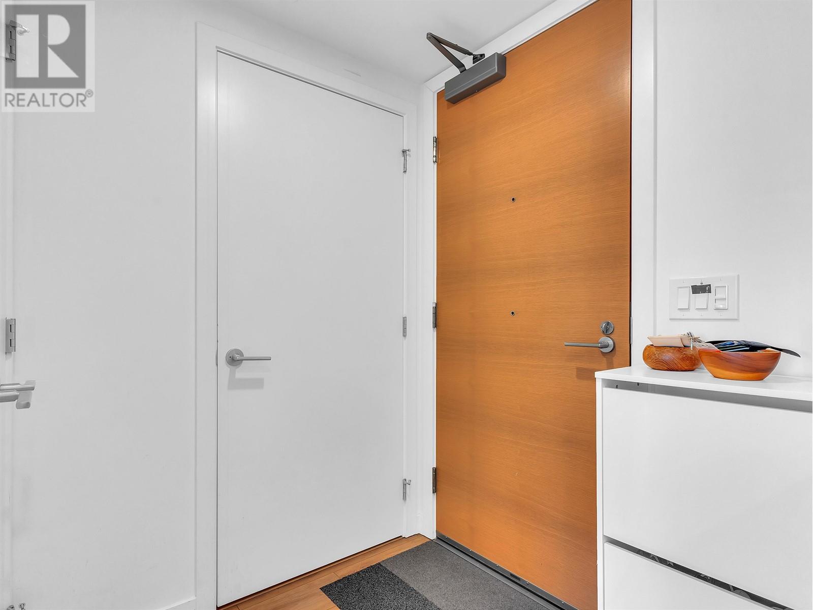 Listing Picture 23 of 32 : 606 210 E 5TH AVENUE, Vancouver / 溫哥華 - 魯藝地產 Yvonne Lu Group - MLS Medallion Club Member