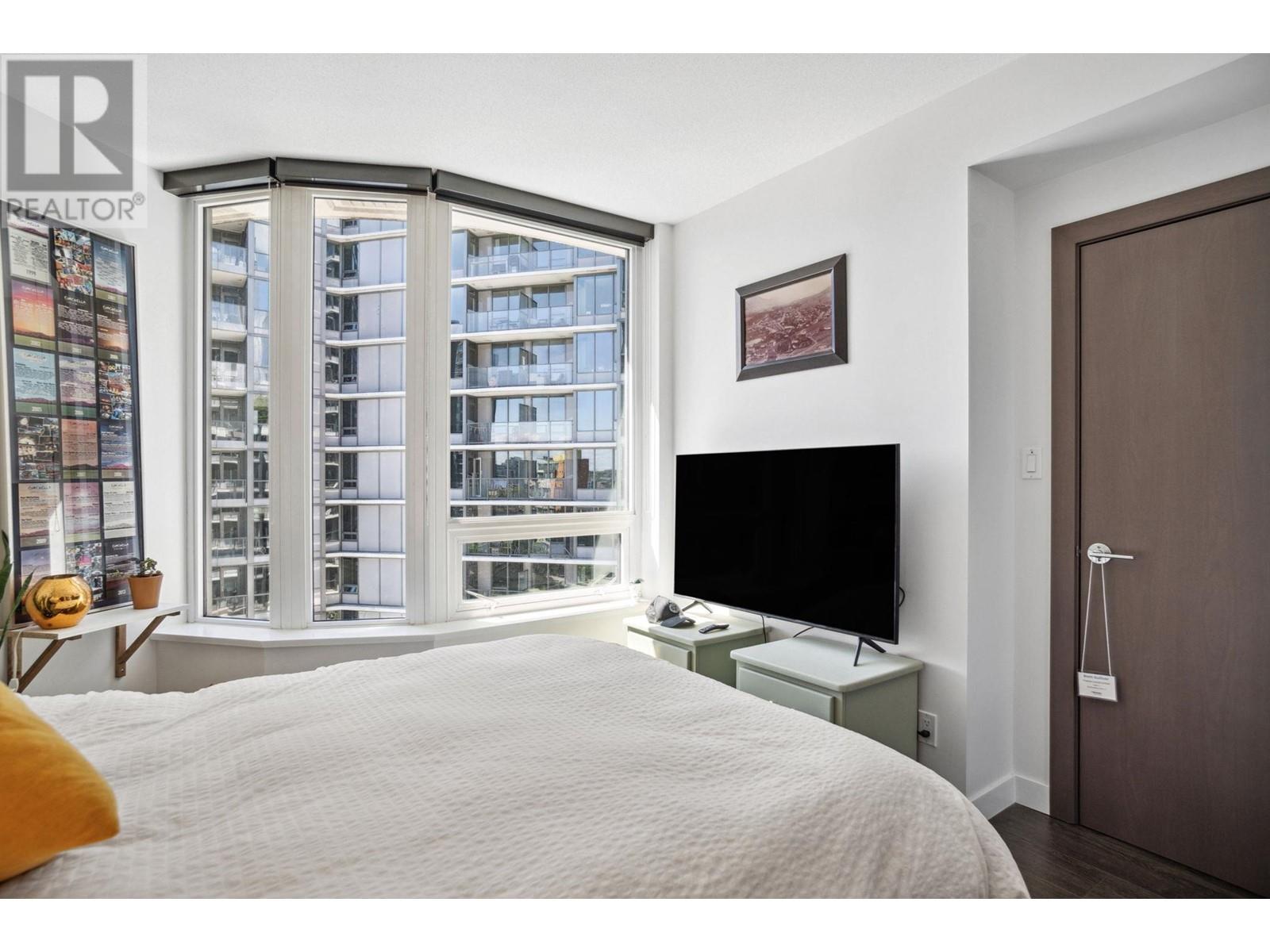 Listing Picture 17 of 32 : 1051 38 SMITHE STREET, Vancouver / 溫哥華 - 魯藝地產 Yvonne Lu Group - MLS Medallion Club Member