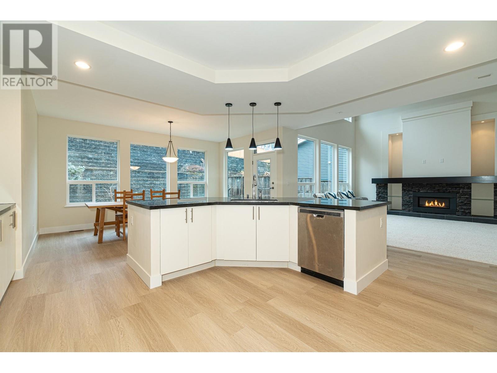 3497 Bishop Place, Coquitlam, British Columbia  V3E 0K2 - Photo 6 - R2967396