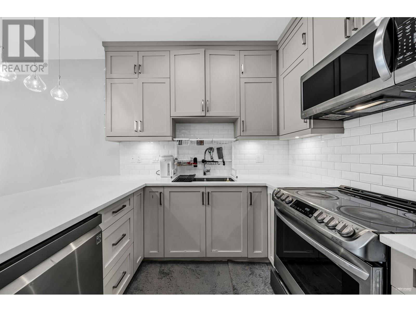 6 2717 Horley Street, Vancouver, British Columbia  V5R 4R7 - Photo 13 - R2967860