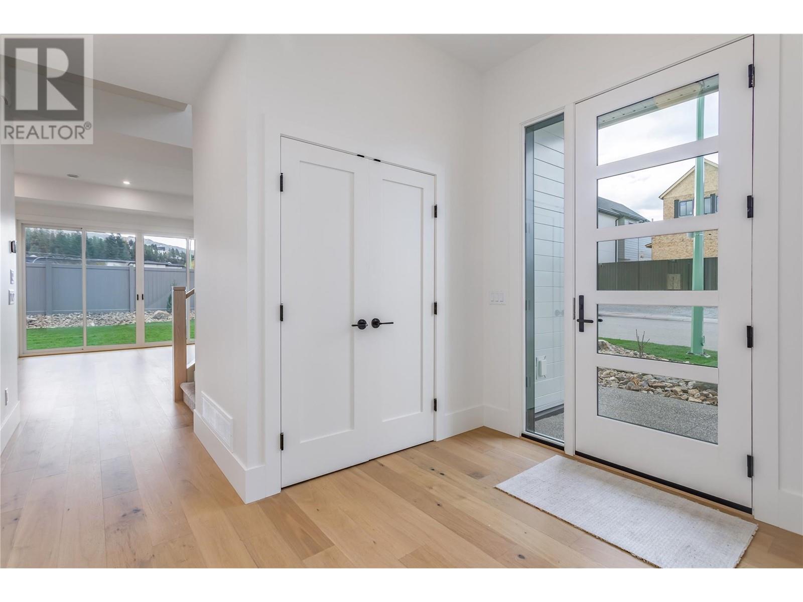 Property at 907 BULL Crescent Lot# 91 image 3