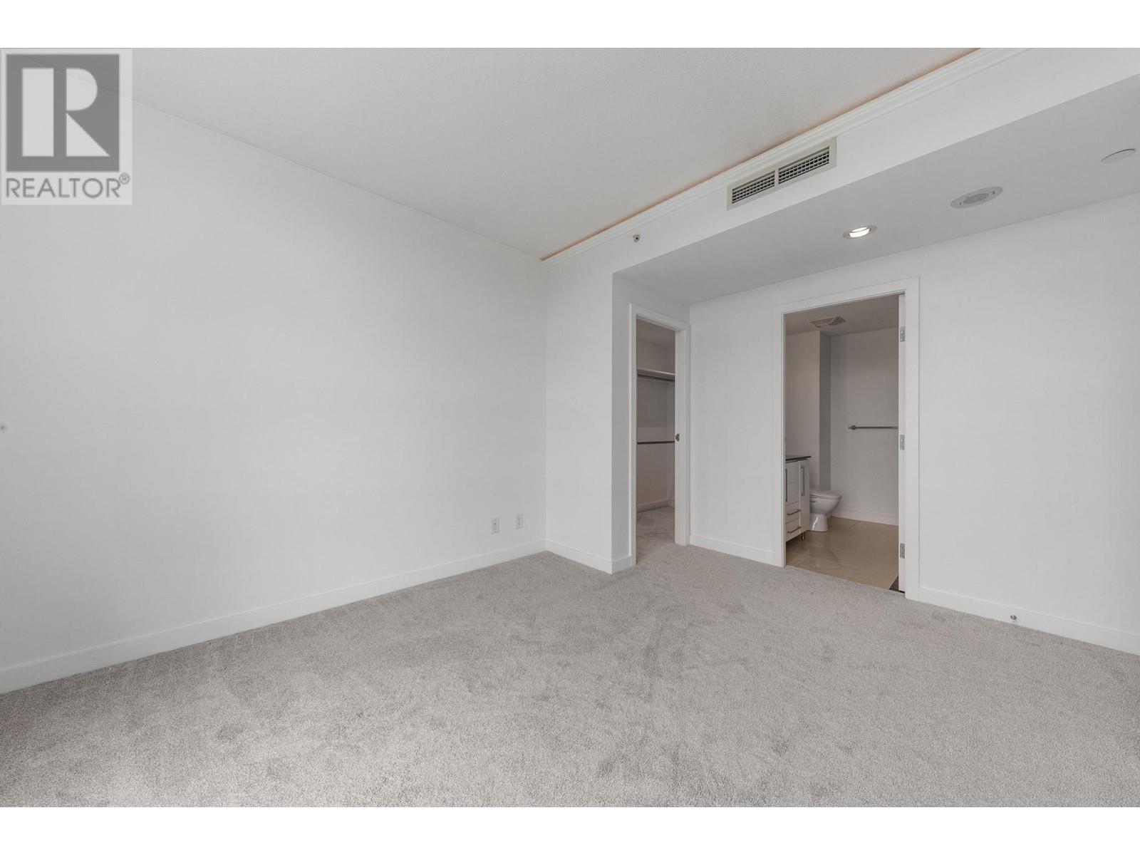 Listing Picture 4 of 11 : 2102 638 BEACH CRESCENT, Vancouver / 溫哥華 - 魯藝地產 Yvonne Lu Group - MLS Medallion Club Member