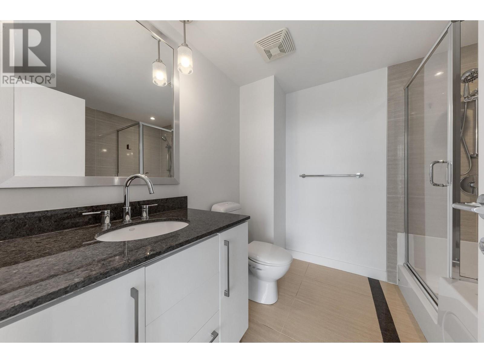 Listing Picture 5 of 11 : 2102 638 BEACH CRESCENT, Vancouver / 溫哥華 - 魯藝地產 Yvonne Lu Group - MLS Medallion Club Member