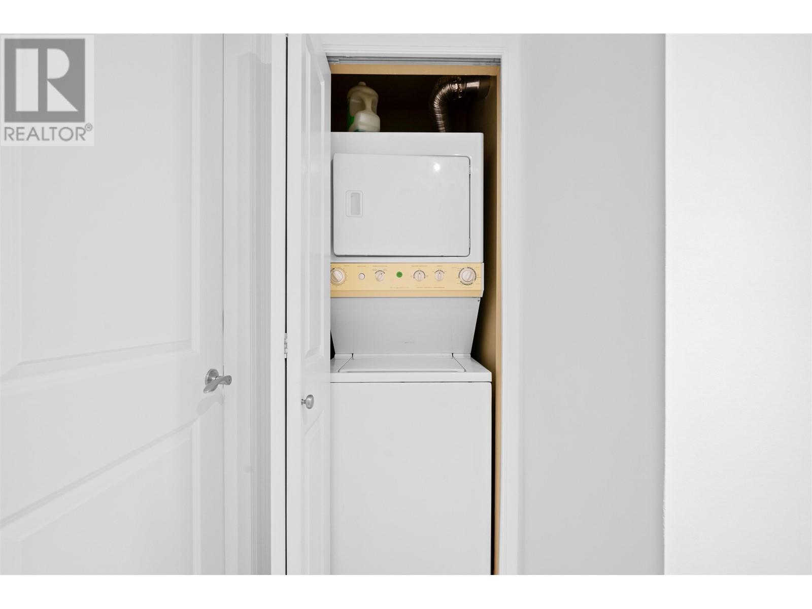 Listing Picture 20 of 32 : 203 1718 VENABLES STREET, Vancouver / 溫哥華 - 魯藝地產 Yvonne Lu Group - MLS Medallion Club Member