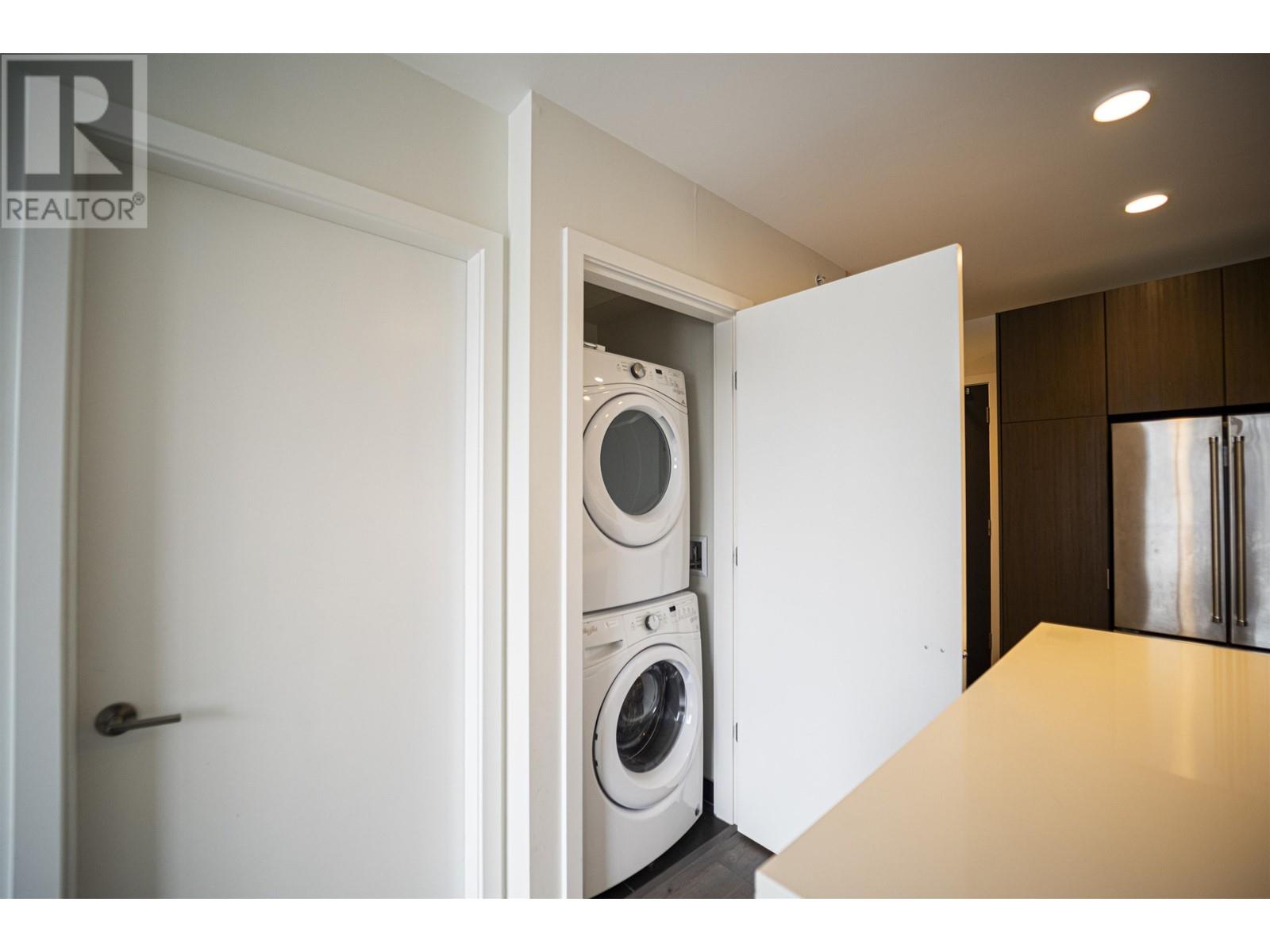 805 530 Whiting Way, Coquitlam, British Columbia  V3J 0J4 - Photo 11 - R2967908