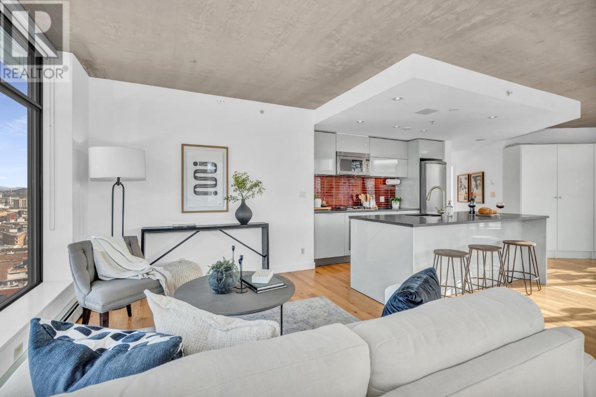 Listing Picture 11 of 39 : 2110 128 W CORDOVA STREET, Vancouver / 溫哥華 - 魯藝地產 Yvonne Lu Group - MLS Medallion Club Member