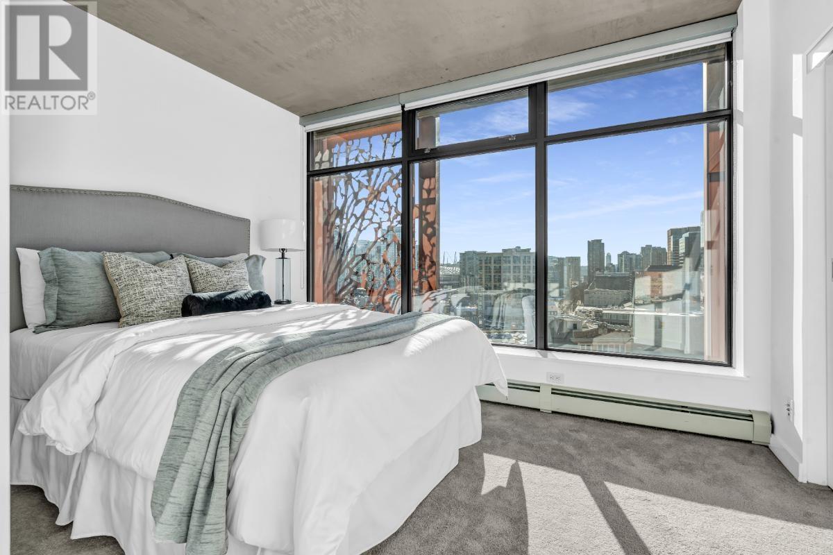 Listing Picture 17 of 39 : 2110 128 W CORDOVA STREET, Vancouver / 溫哥華 - 魯藝地產 Yvonne Lu Group - MLS Medallion Club Member