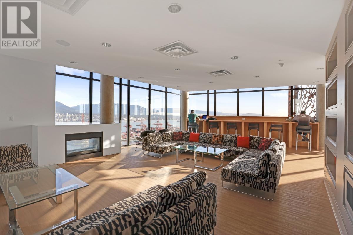 Listing Picture 31 of 39 : 2110 128 W CORDOVA STREET, Vancouver / 溫哥華 - 魯藝地產 Yvonne Lu Group - MLS Medallion Club Member