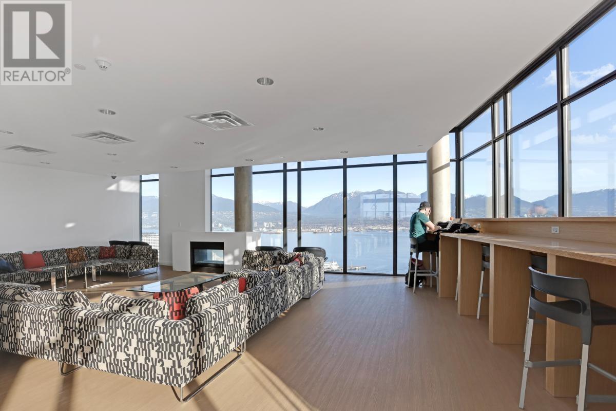 Listing Picture 32 of 39 : 2110 128 W CORDOVA STREET, Vancouver / 溫哥華 - 魯藝地產 Yvonne Lu Group - MLS Medallion Club Member