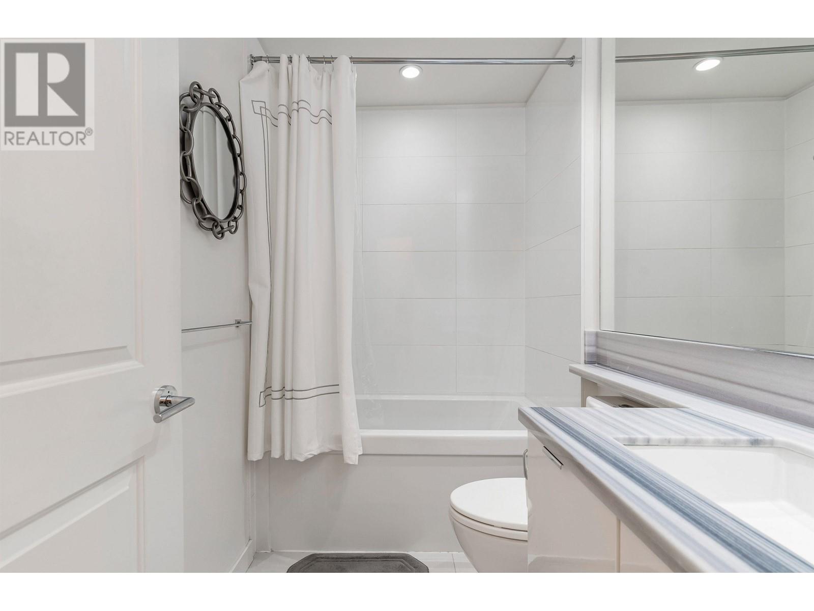 Listing Picture 13 of 23 : 312 3138 RIVERWALK AVENUE, Vancouver / 溫哥華 - 魯藝地產 Yvonne Lu Group - MLS Medallion Club Member