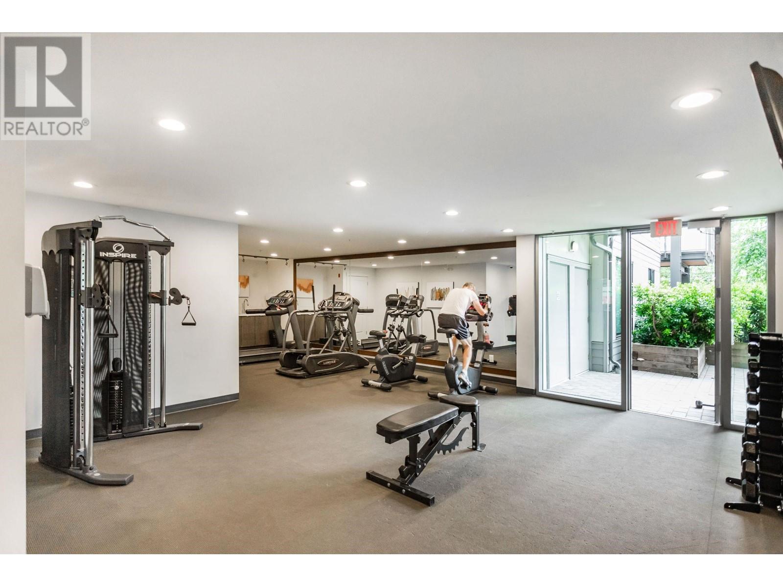 Listing Picture 15 of 23 : 312 3138 RIVERWALK AVENUE, Vancouver / 溫哥華 - 魯藝地產 Yvonne Lu Group - MLS Medallion Club Member