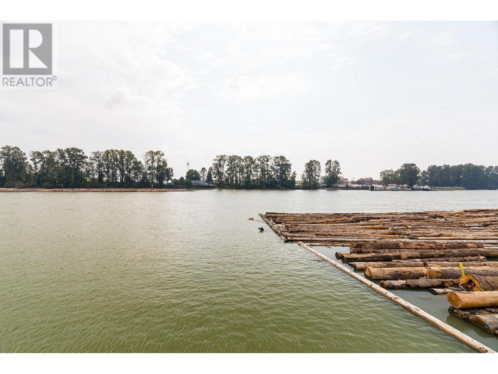 Listing Picture 19 of 23 : 312 3138 RIVERWALK AVENUE, Vancouver / 溫哥華 - 魯藝地產 Yvonne Lu Group - MLS Medallion Club Member