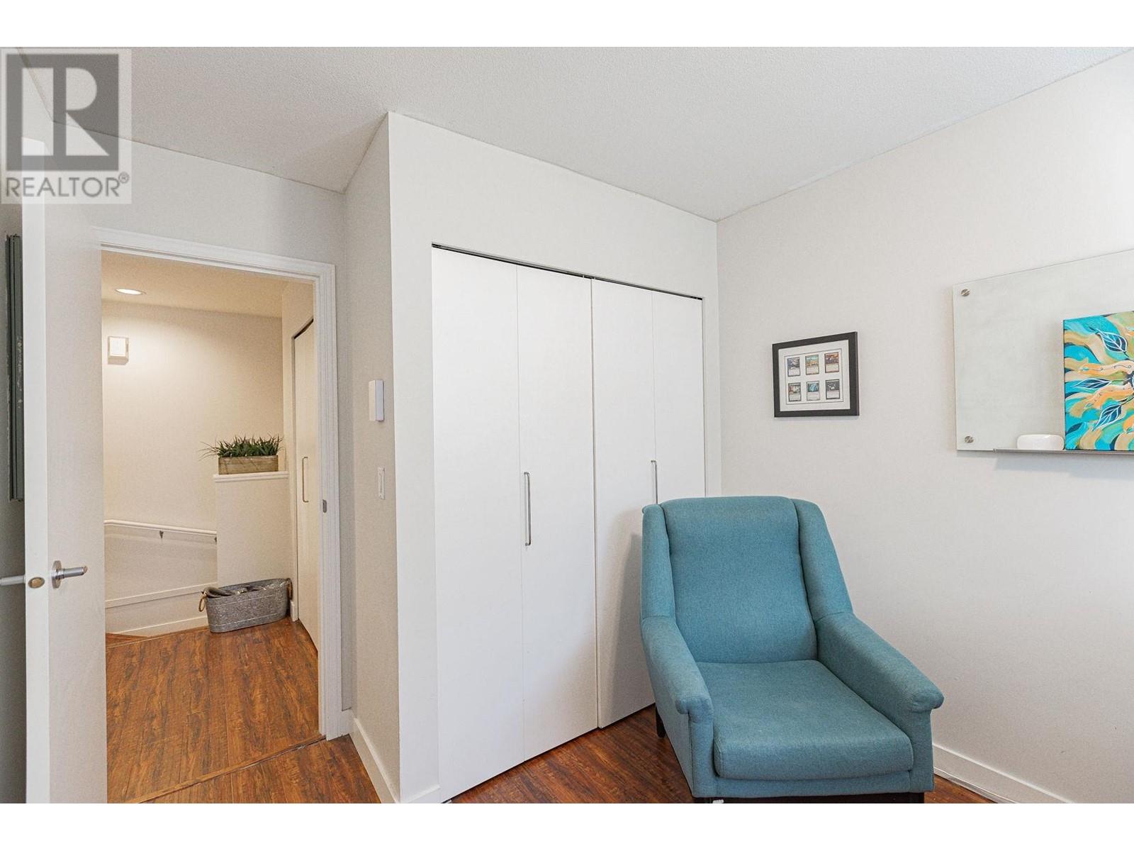 Listing Picture 12 of 22 : 7426 MAGNOLIA TERRACE, Burnaby / 本拿比 - 魯藝地產 Yvonne Lu Group - MLS Medallion Club Member