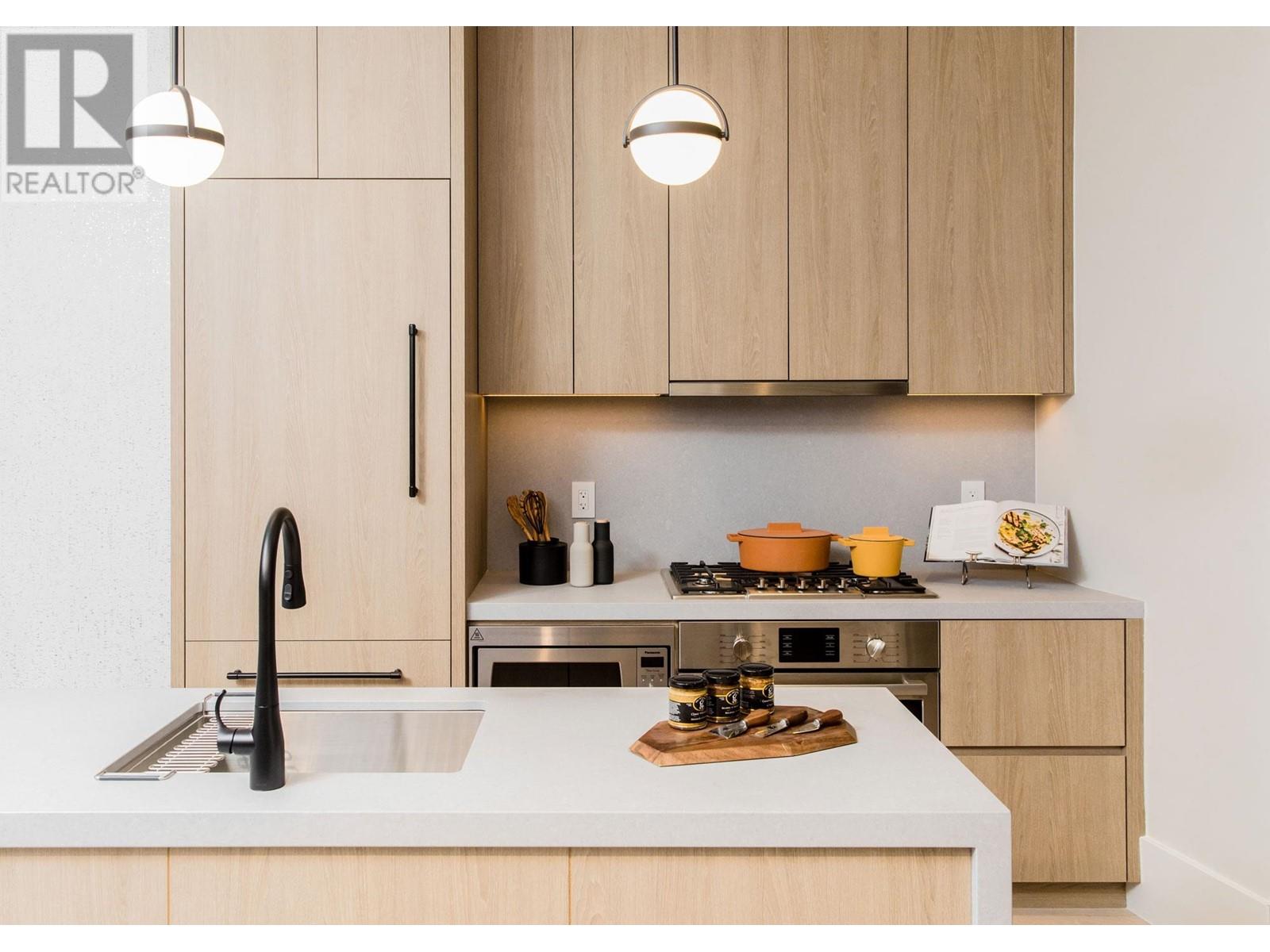 Property at 6366 OAK STREET image 3