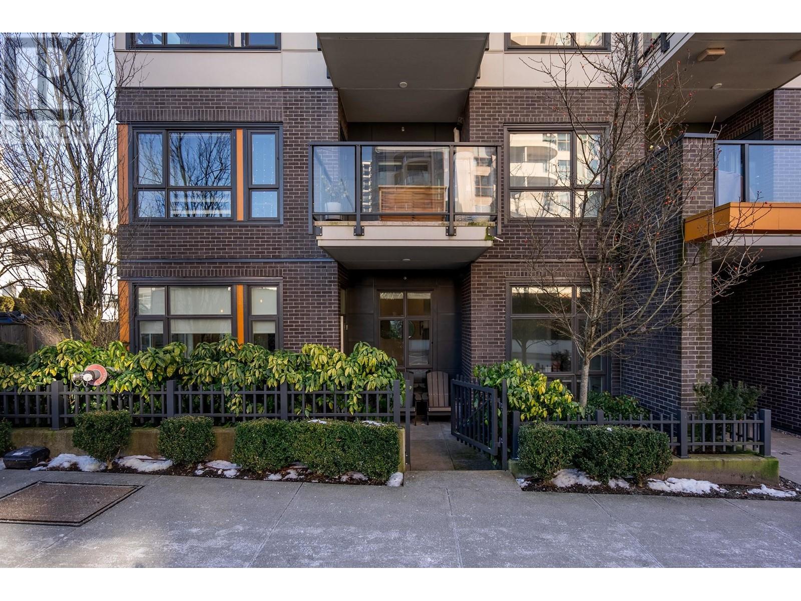 101 610 Brantford Street, New Westminster, British Columbia  V3M 1W7 - Photo 1 - R2967946