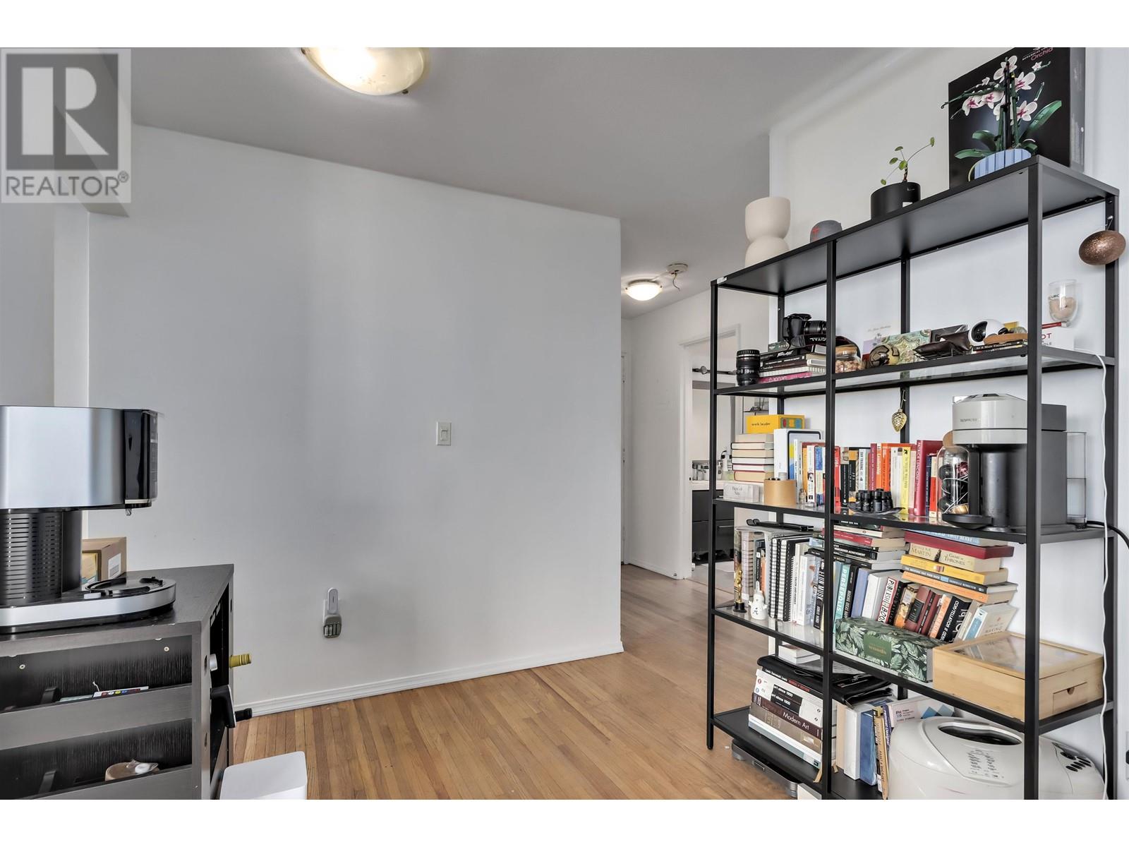 Listing Picture 4 of 13 : 603 1250 BURNABY STREET, Vancouver / 溫哥華 - 魯藝地產 Yvonne Lu Group - MLS Medallion Club Member