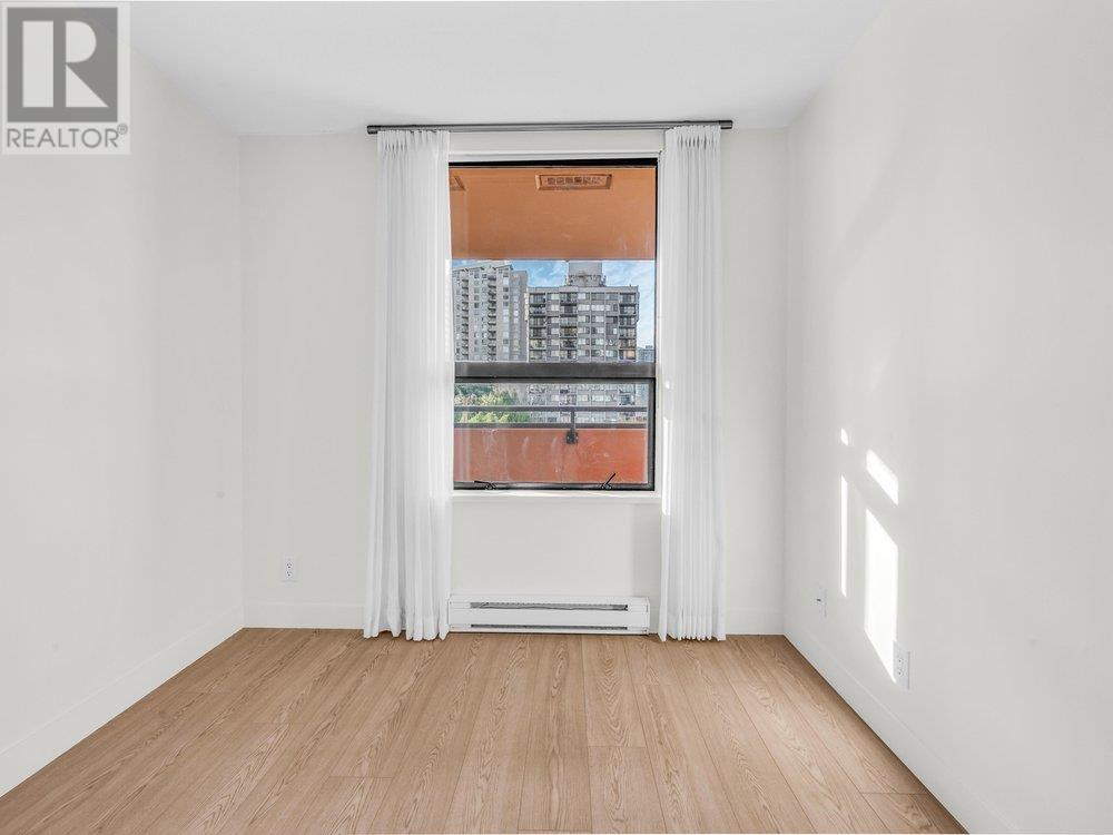 Listing Picture 25 of 38 : 408 7225 ACORN AVENUE, Burnaby / 本拿比 - 魯藝地產 Yvonne Lu Group - MLS Medallion Club Member