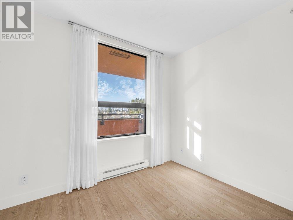 Listing Picture 26 of 38 : 408 7225 ACORN AVENUE, Burnaby / 本拿比 - 魯藝地產 Yvonne Lu Group - MLS Medallion Club Member