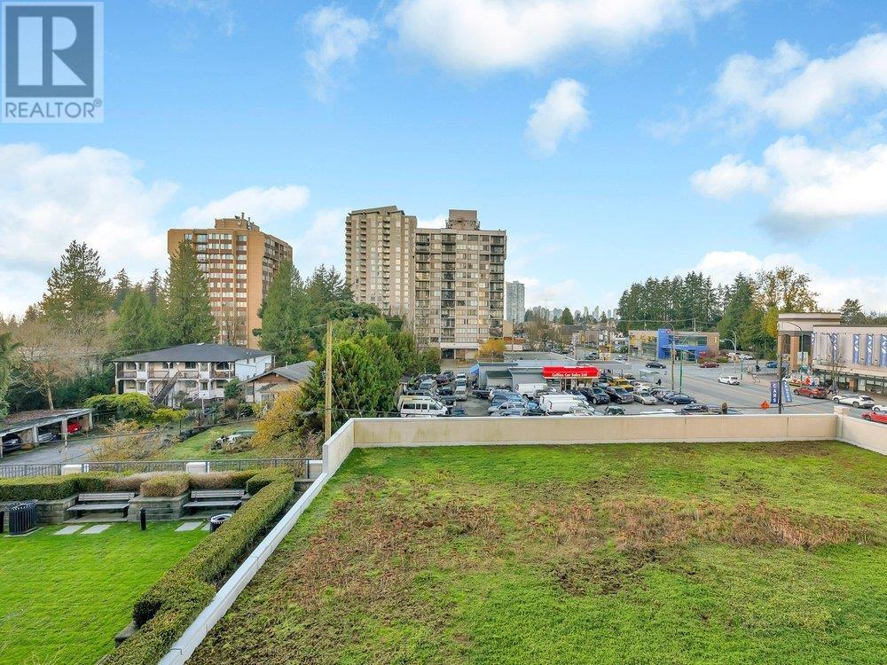Listing Picture 35 of 38 : 408 7225 ACORN AVENUE, Burnaby / 本拿比 - 魯藝地產 Yvonne Lu Group - MLS Medallion Club Member