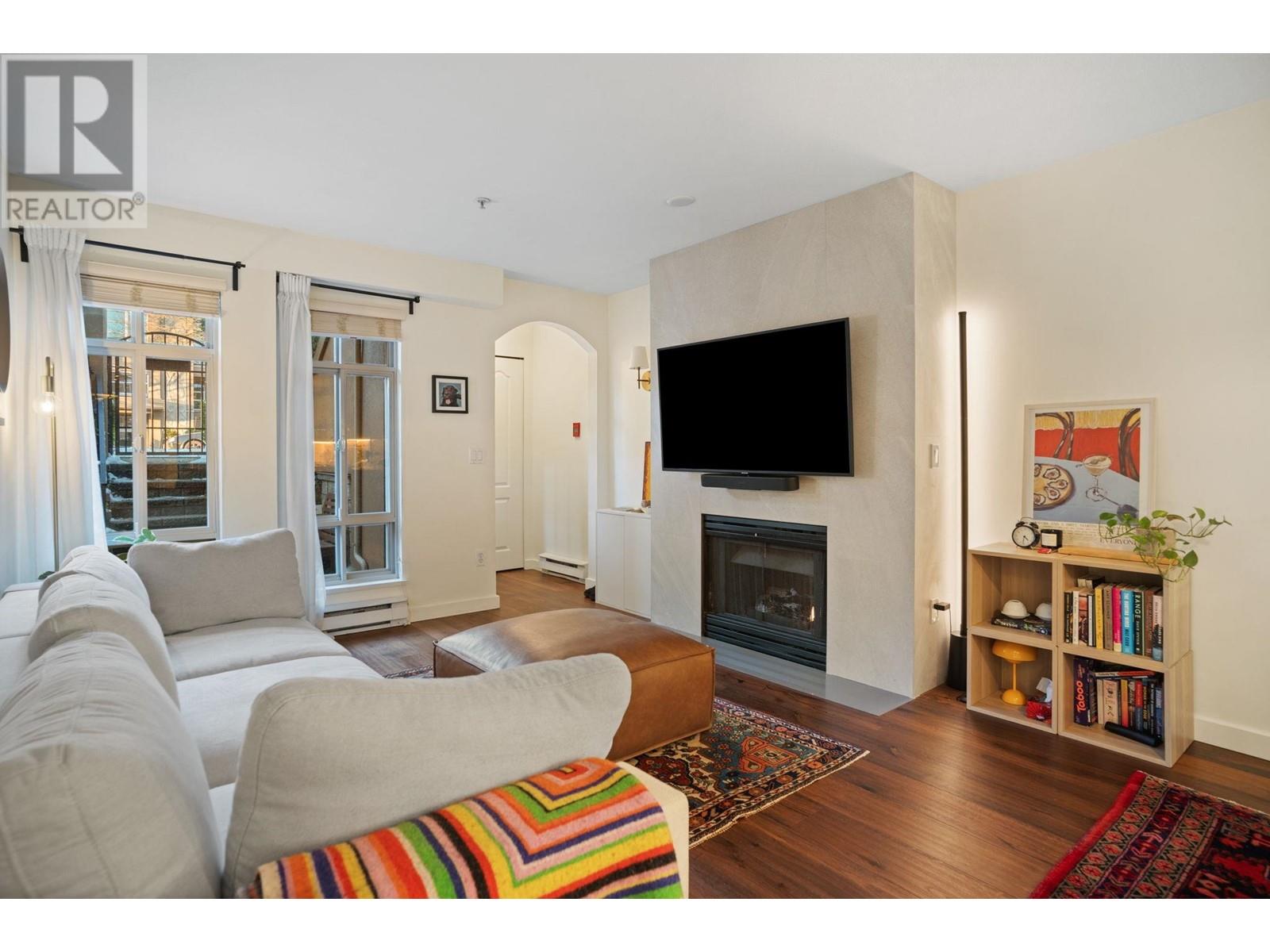 3076 W 4th Avenue, Vancouver, British Columbia  V6K 1R4 - Photo 2 - R2967970