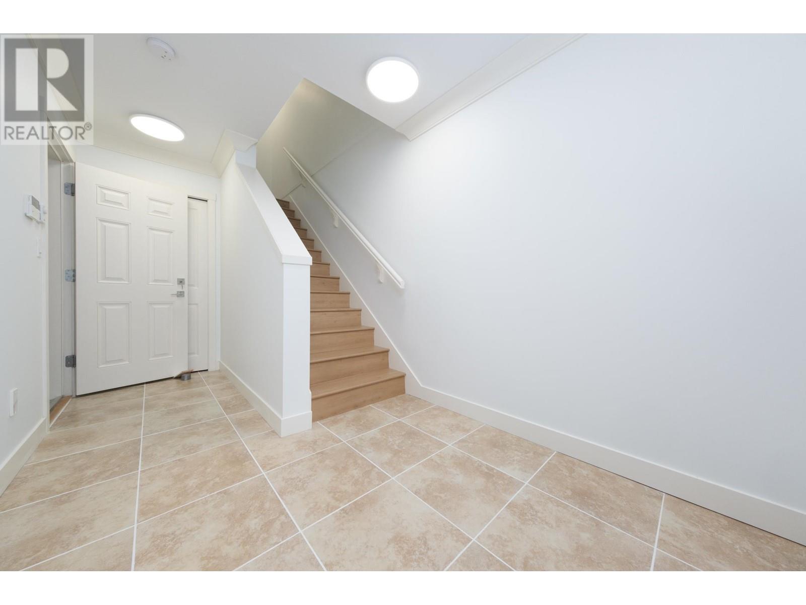 Listing Picture 25 of 36 : 7 11393 STEVESTON HIGHWAY, Richmond / 烈治文 - 魯藝地產 Yvonne Lu Group - MLS Medallion Club Member