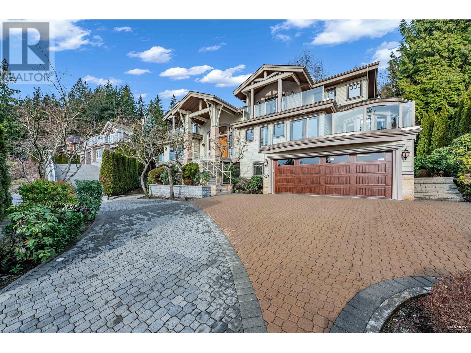 1615 Chippendale Road, West Vancouver, British Columbia  V7S 3G6 - Photo 1 - R2967897