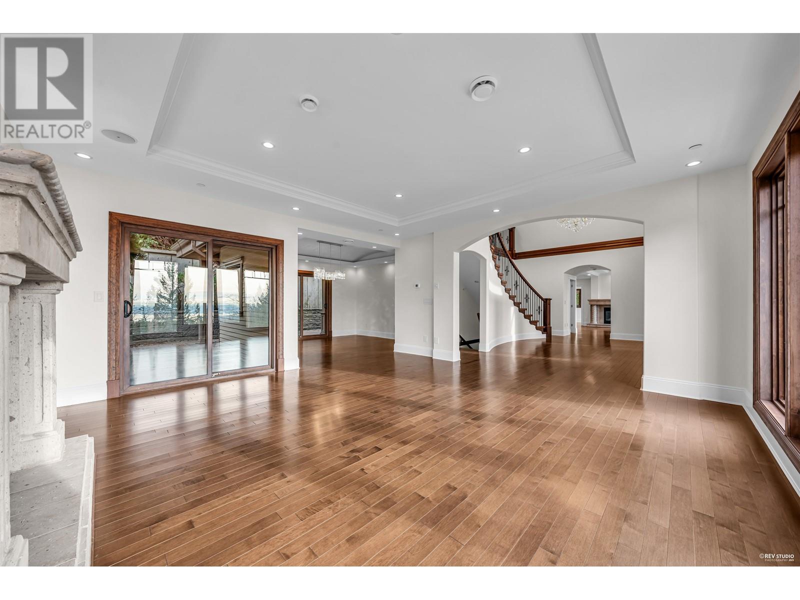 1615 Chippendale Road, West Vancouver, British Columbia  V7S 3G6 - Photo 7 - R2967897