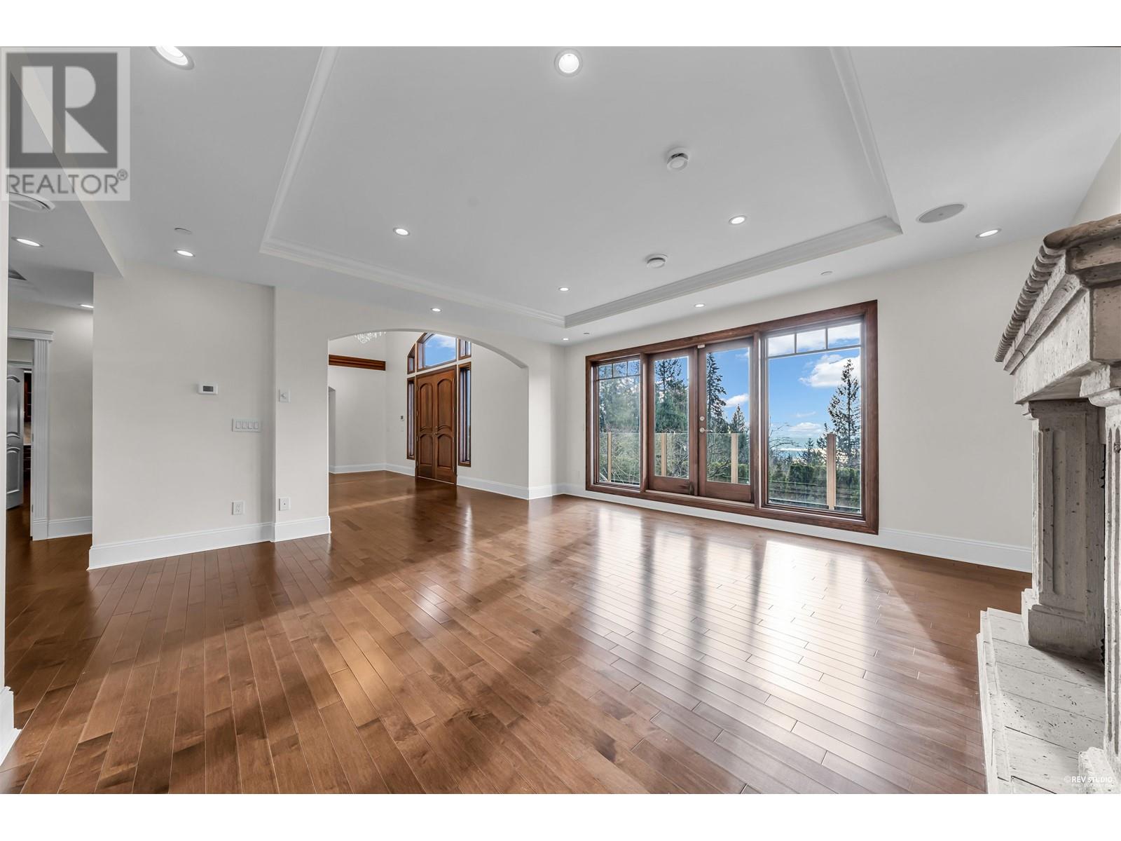 1615 Chippendale Road, West Vancouver, British Columbia  V7S 3G6 - Photo 8 - R2967897