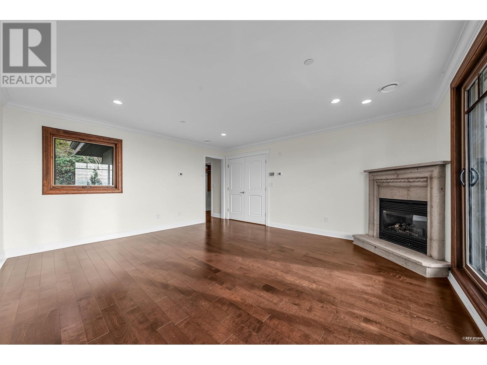 1615 Chippendale Road, West Vancouver, British Columbia  V7S 3G6 - Photo 9 - R2967897