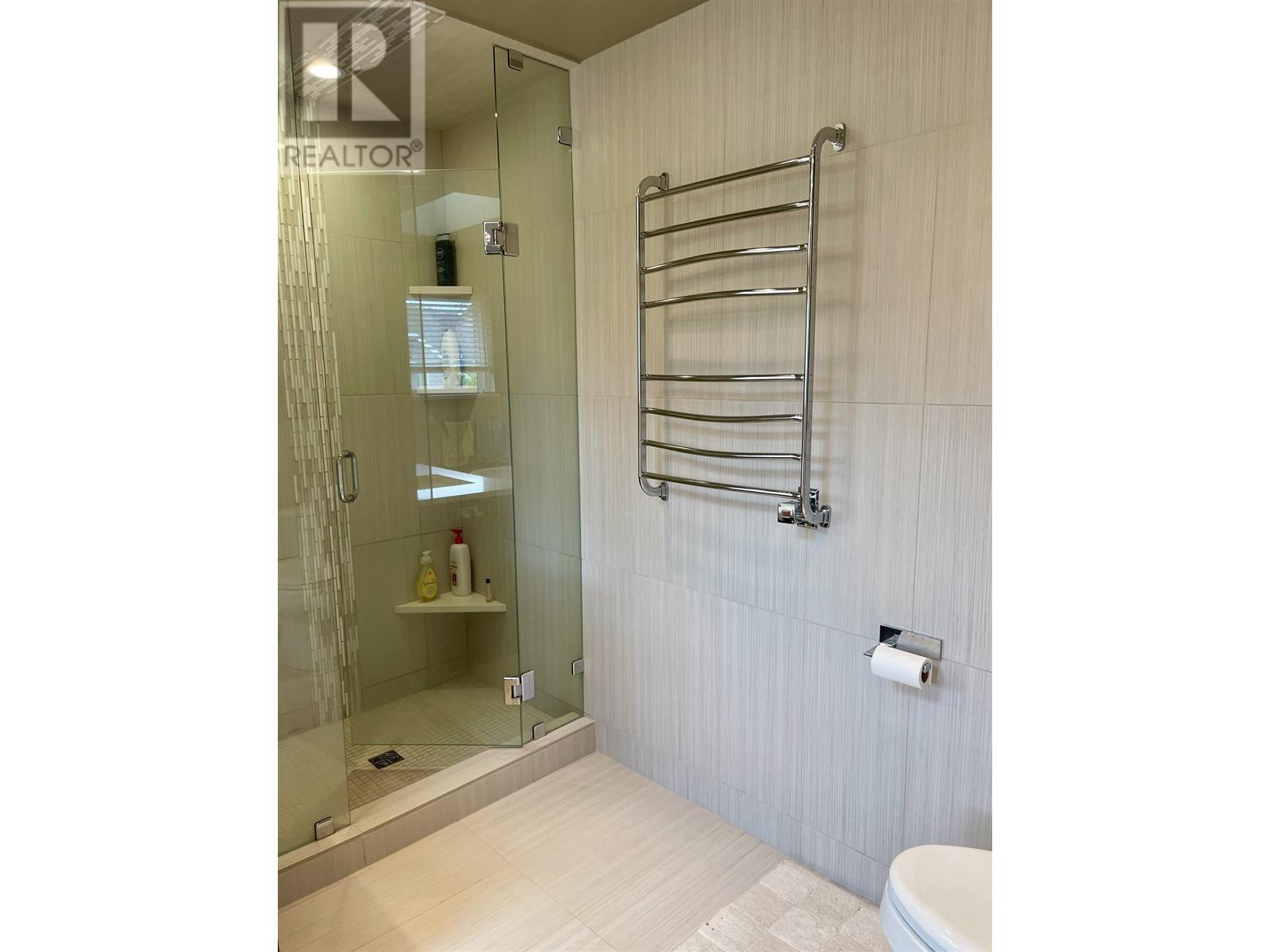 7984 Meadowood Drive, Burnaby, British Columbia  V5A 4J2 - Photo 19 - R2967926