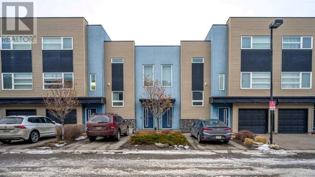 Property at 326 Covecreek Circle NE image 2