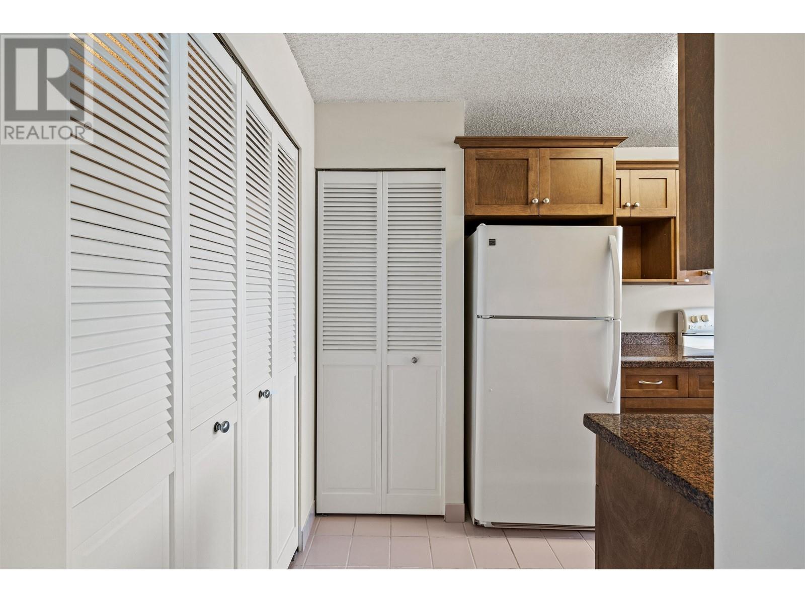 502 1845 Robson Street, Vancouver, British Columbia  V6G 1E4 - Photo 9 - R2967602