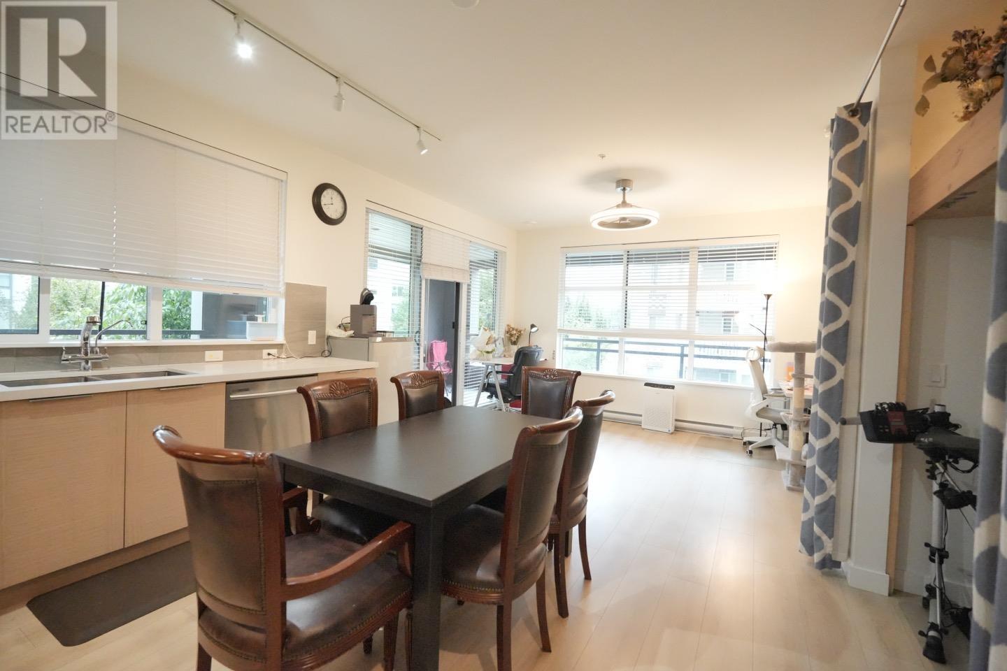 212 603 Regan Avenue, Coquitlam, British Columbia  V3J 0K2 - Photo 12 - R2954817