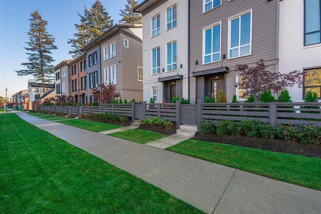 44 15898 27 Avenue, Surrey, British Columbia  V3Z 0T2 - Photo 1 - R2968052