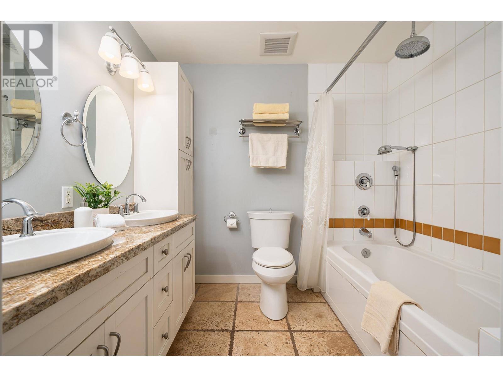 Listing Picture 21 of 38 : 3973 PARKWAY DRIVE, Vancouver / 溫哥華 - 魯藝地產 Yvonne Lu Group - MLS Medallion Club Member