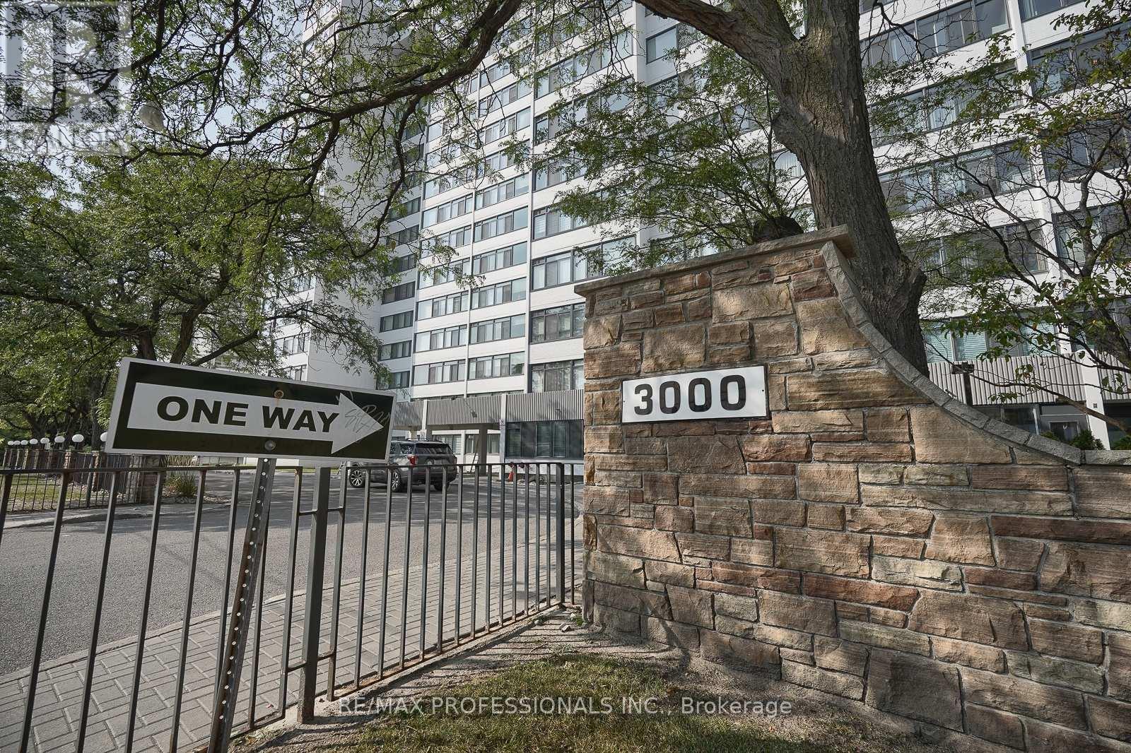 1205 - 3000 Bathurst Street, Toronto, Ontario  M6B 3B4 - Photo 7 - C11977415