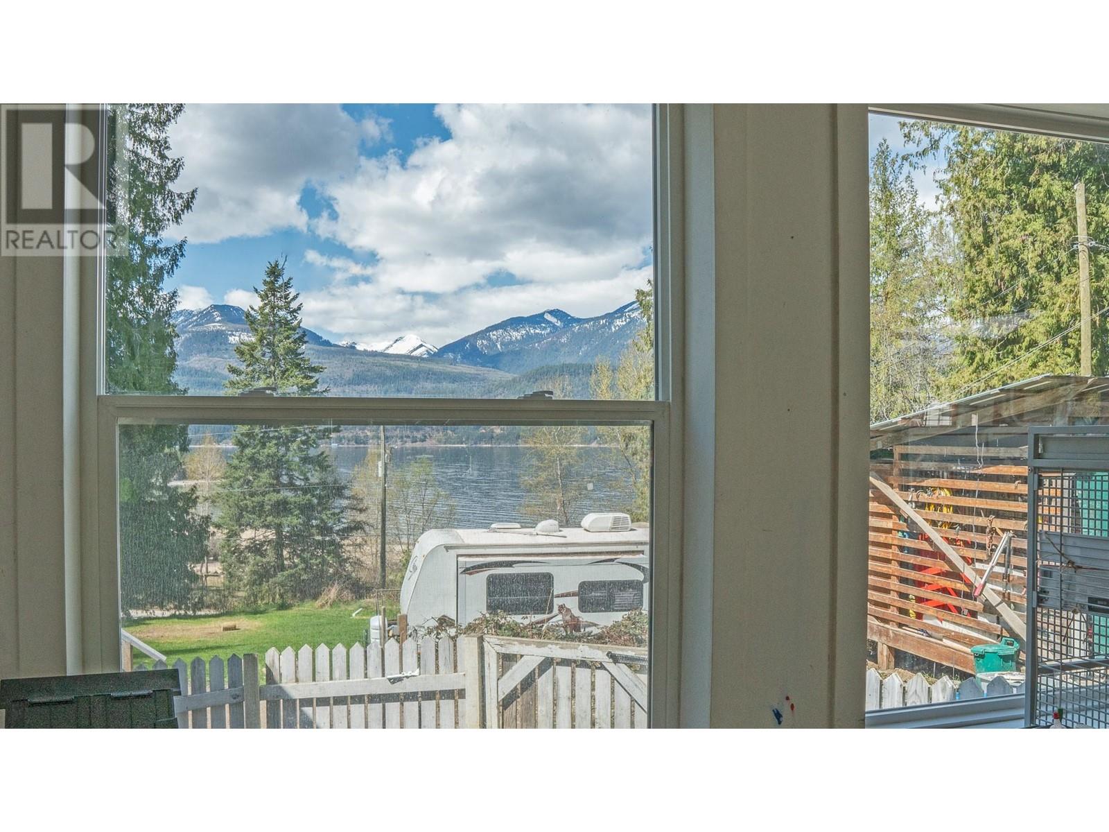 1766 Riondel  N Road, Riondel, British Columbia  V0B 2B0 - Photo 59 - 10335753