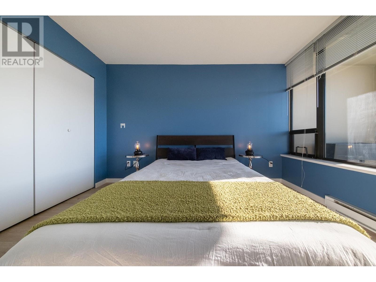 Listing Picture 11 of 23 : 1907 4118 DAWSON STREET, Burnaby / 本拿比 - 魯藝地產 Yvonne Lu Group - MLS Medallion Club Member