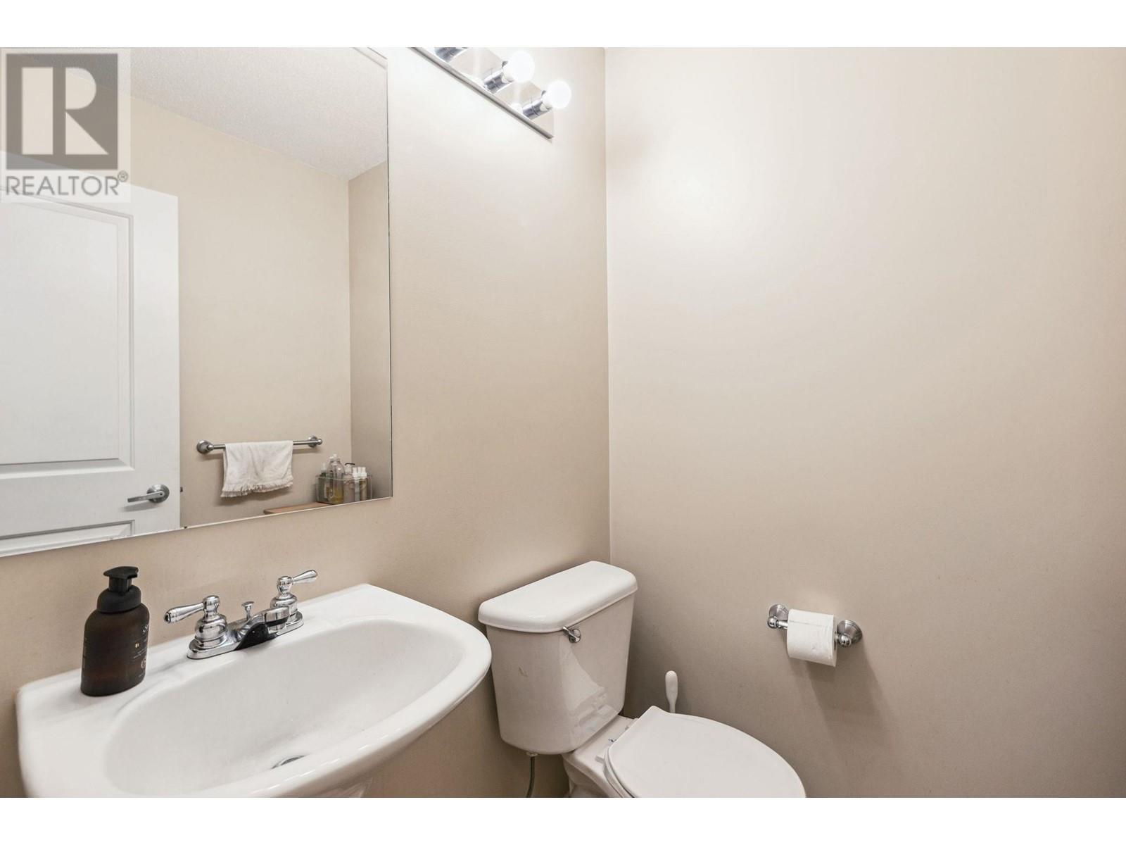 Listing Picture 19 of 24 : 45 7233 HEATHER STREET, Richmond / 烈治文 - 魯藝地產 Yvonne Lu Group - MLS Medallion Club Member