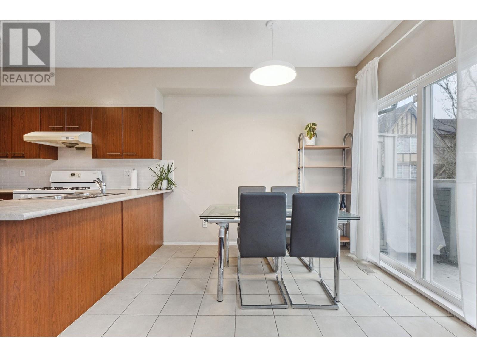 Listing Picture 8 of 24 : 45 7233 HEATHER STREET, Richmond / 烈治文 - 魯藝地產 Yvonne Lu Group - MLS Medallion Club Member