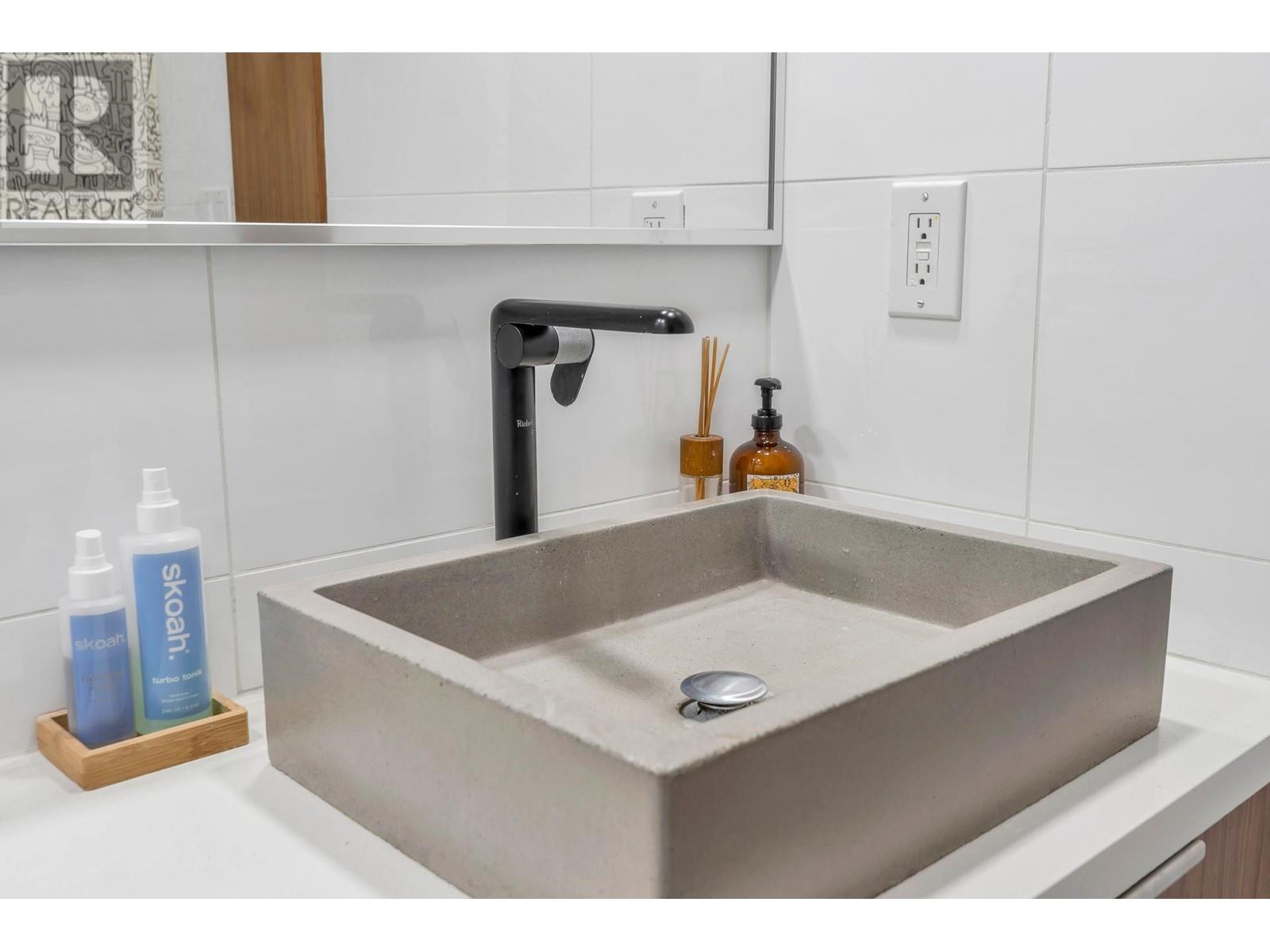 313 1238 Seymour Street, Vancouver, British Columbia  V6B 6J3 - Photo 18 - R2968036
