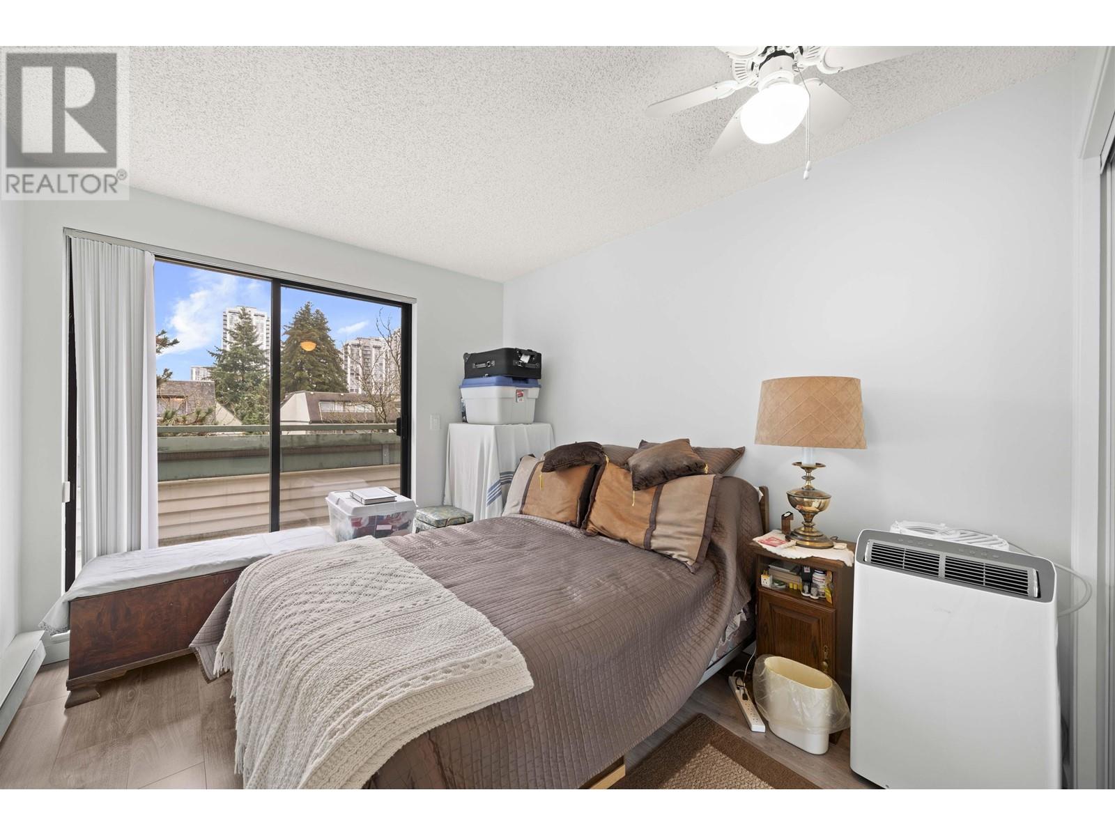 416 2915 Glen Drive, Coquitlam, British Columbia  V3B 7H8 - Photo 11 - R2968066