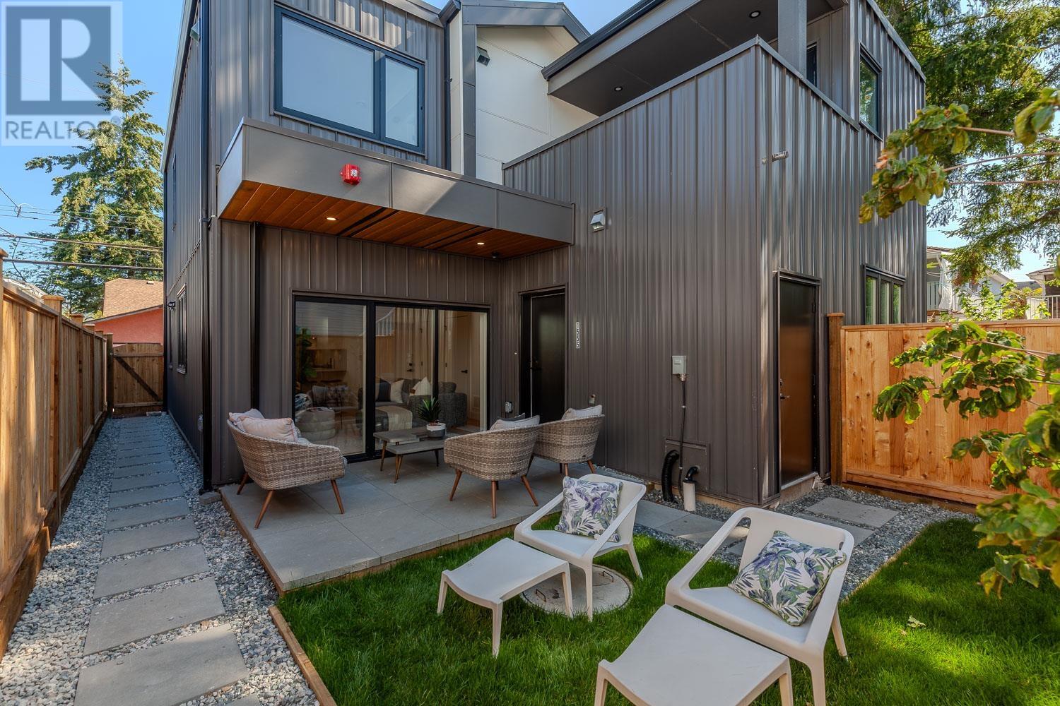 Listing Picture 16 of 18 : 1555 E 21ST AVENUE, Vancouver / 溫哥華 - 魯藝地產 Yvonne Lu Group - MLS Medallion Club Member