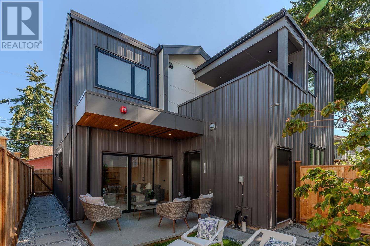 Listing Picture 17 of 18 : 1555 E 21ST AVENUE, Vancouver / 溫哥華 - 魯藝地產 Yvonne Lu Group - MLS Medallion Club Member