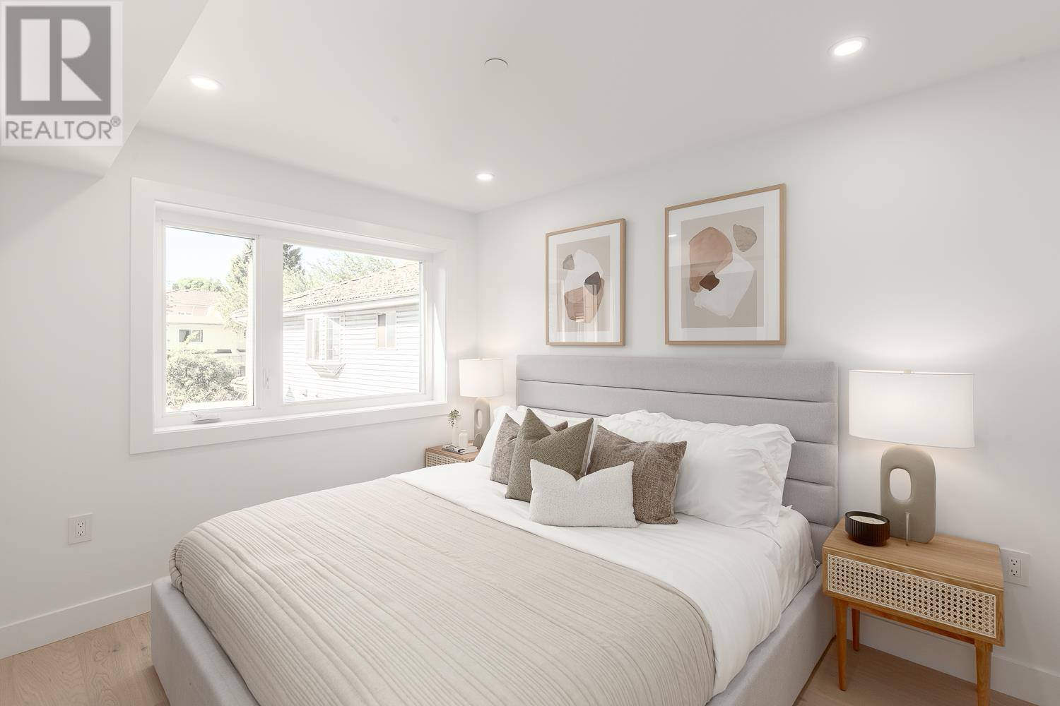 Listing Picture 9 of 18 : 1555 E 21ST AVENUE, Vancouver / 溫哥華 - 魯藝地產 Yvonne Lu Group - MLS Medallion Club Member